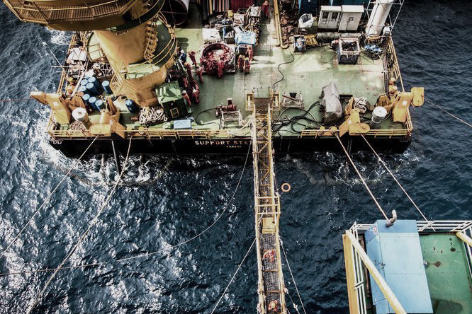 聚丙烯酰胺在石油采油方面的应用